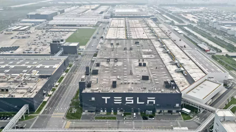Tesla, Şangay pil tesisi projesini başlattı
