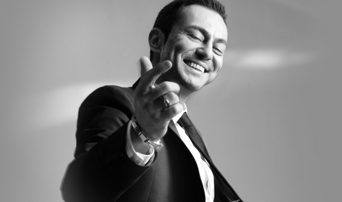 Ünlü şarkıcı Serdar Ortaç,