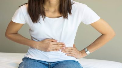 Şiddetli karın ağrısı yaşayanlar dikkat!