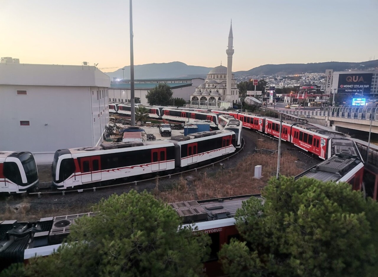 izmir metro çalışanları