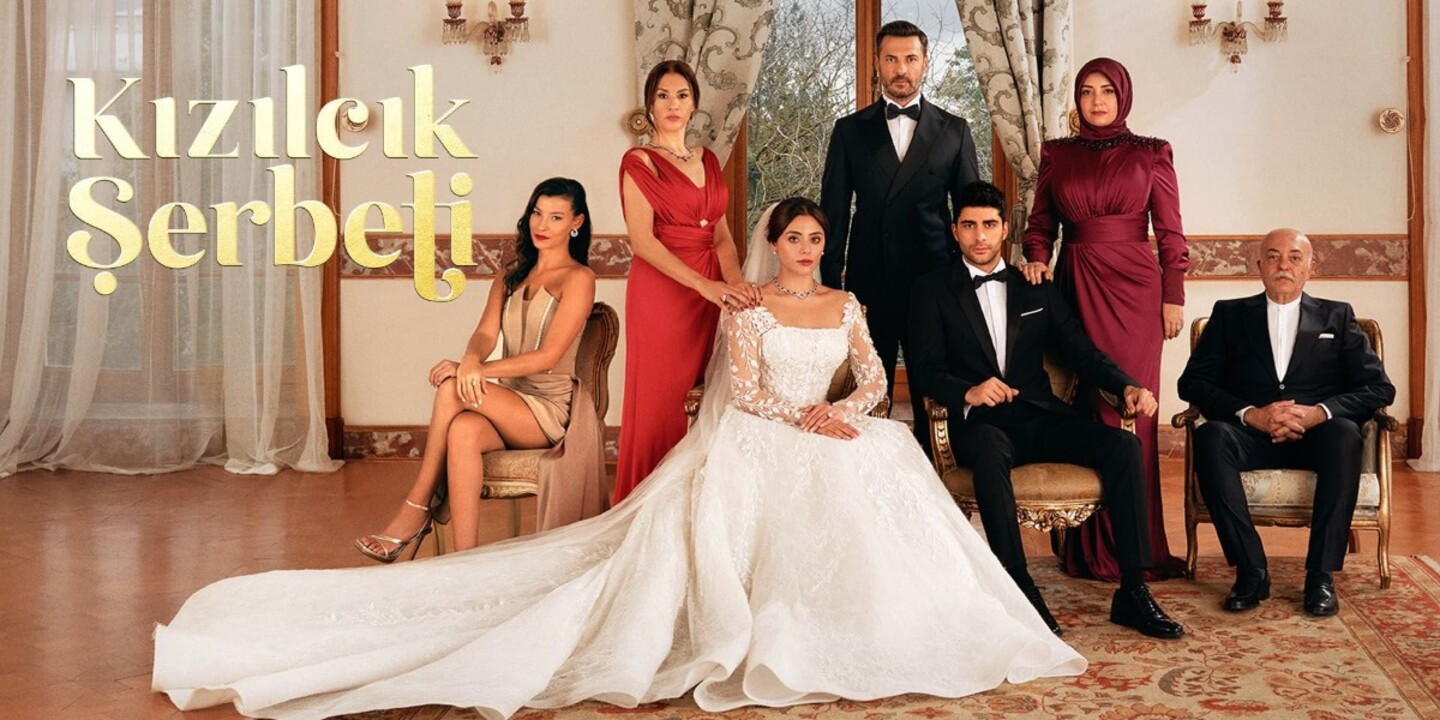 kızılcık şerbeti oyuncu ayrılıyor