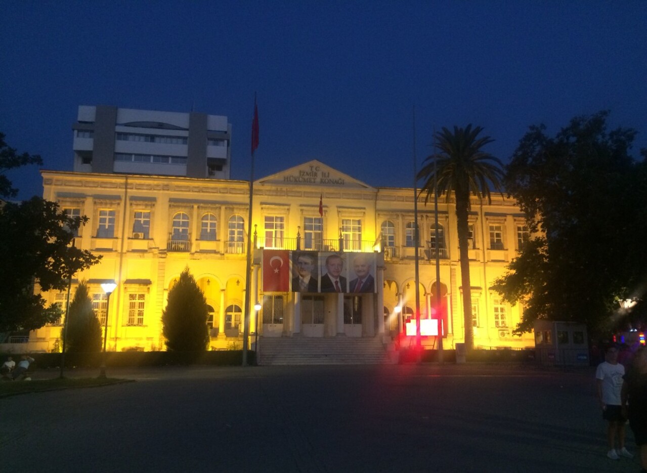 izmir valiliği