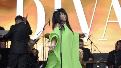 Bülent Ersoy çalışanını cinsel kimliği üzerinden zorbaladı